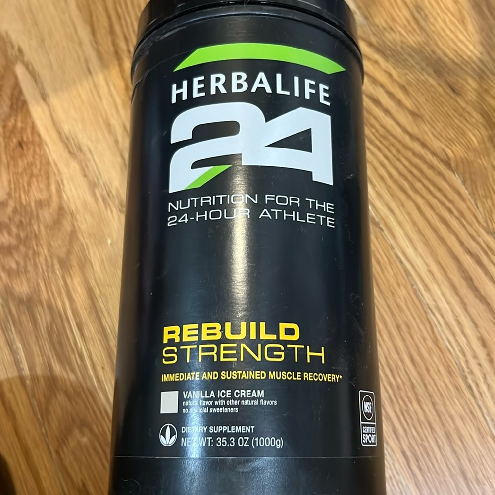 Herbalife24 Rebuild Strawberry Shortcake